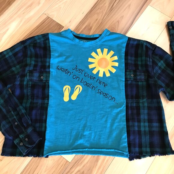 Flannel Tee Upcycle, Size M-L: Oversized Teal Boating Season Graphic Shirt - Picture 4 of 12